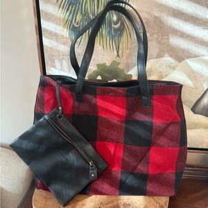 G.H. Bass • Sofia Buffalo Plaid Reversible Tote Red Black